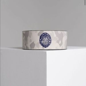 Brand new inaka power gym lever belt